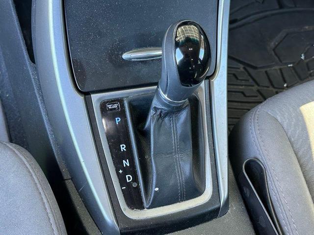 Photo of 2016 Quartz White Pearl Hyundai ELANTRA