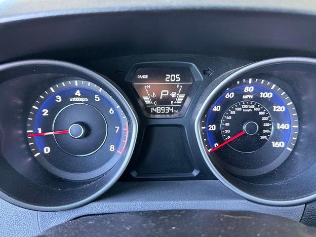 Photo of 2016 Quartz White Pearl Hyundai ELANTRA