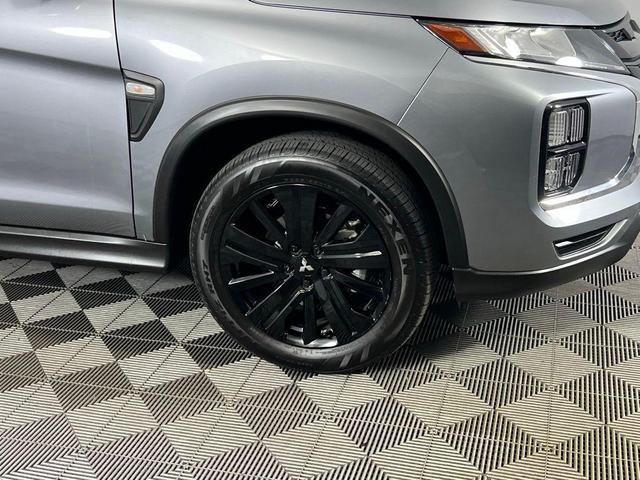 Photo of 2024 Mercury Gray Metallic Mitsubishi Outlander Sport