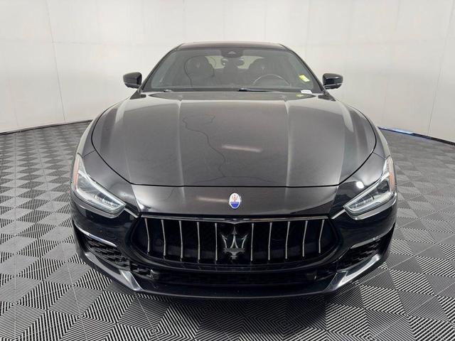 Photo of 2018 Black Maserati Ghibli
