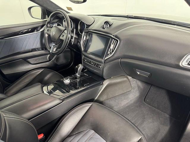 Photo of 2018 Black Maserati Ghibli