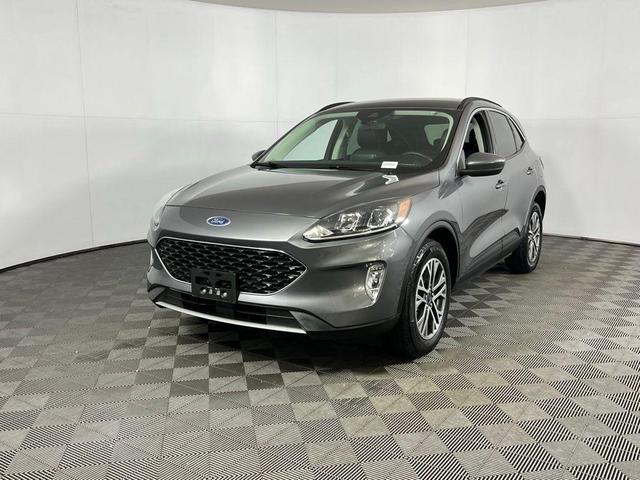 Photo of 2021 Carbonized Gray Metallic Ford Escape