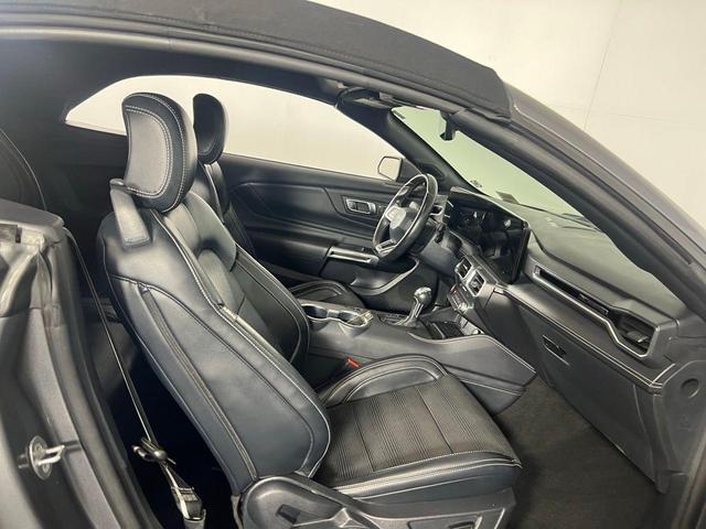 Photo of 2024 Gray Metallic Ford Mustang