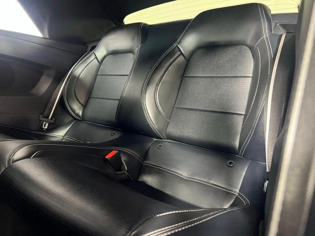 Photo of 2024 Gray Metallic Ford Mustang