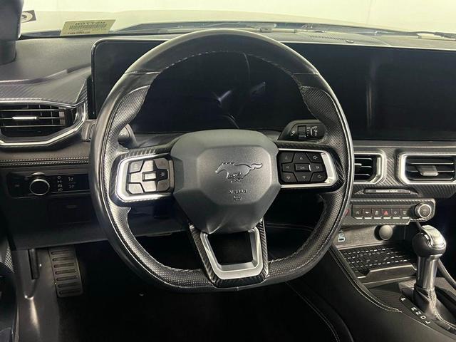 Photo of 2024 Gray Metallic Ford Mustang