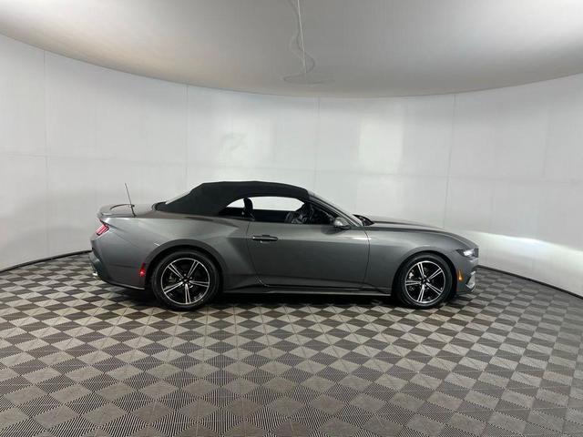 Photo of 2024 Gray Metallic Ford Mustang
