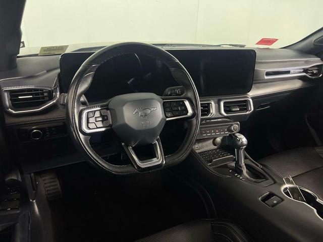Photo of 2024 Gray Metallic Ford Mustang