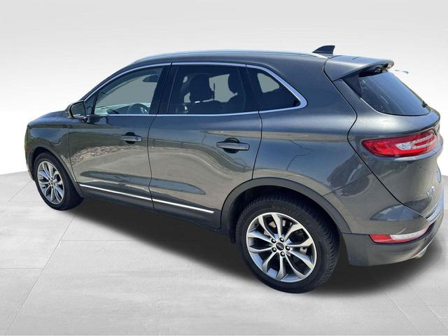 Photo of 2019 Magnetic Gray Lincoln MKC