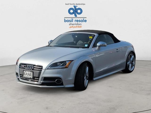 Photo of 2015 Ice Silver Metallic / Black Roof Audi TTS