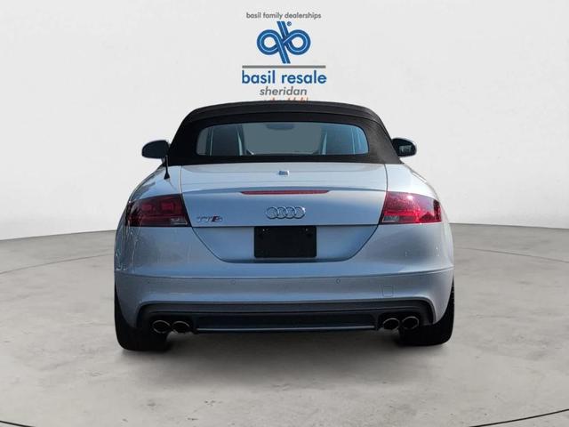 Photo of 2015 Ice Silver Metallic / Black Roof Audi TTS