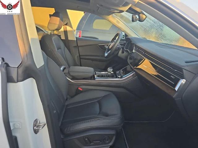 Photo of 2023 Glacier White Metallic Audi Q8