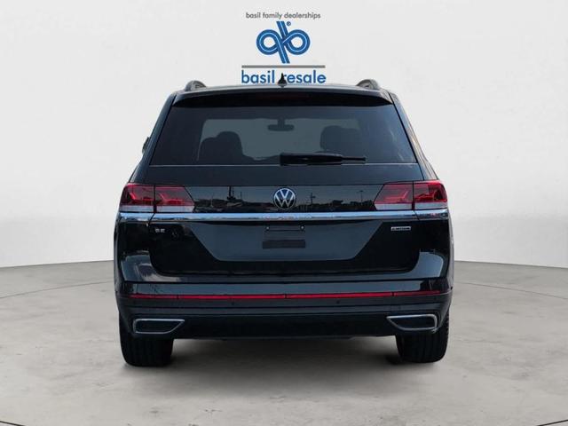 Photo of 2022 Deep Black Pearl Effect Volkswagen Atlas