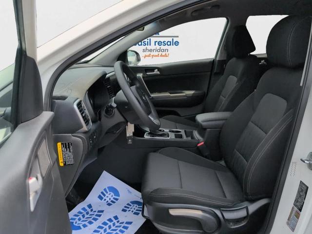 Photo of 2022 Snow White Pearl Kia Sportage