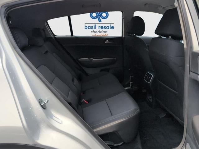 Photo of 2022 Snow White Pearl Kia Sportage