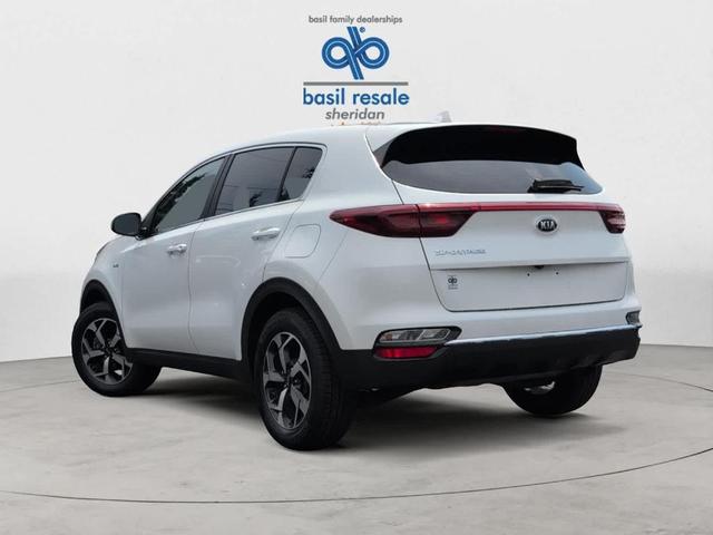 Photo of 2022 Snow White Pearl Kia Sportage
