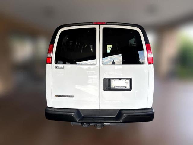 Photo of 2021 Summit White Chevrolet Express 3500