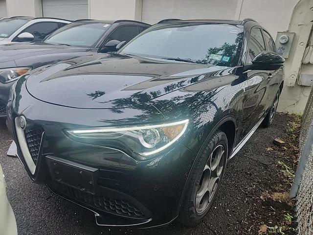 2022 Alfa Romeo Stelvio