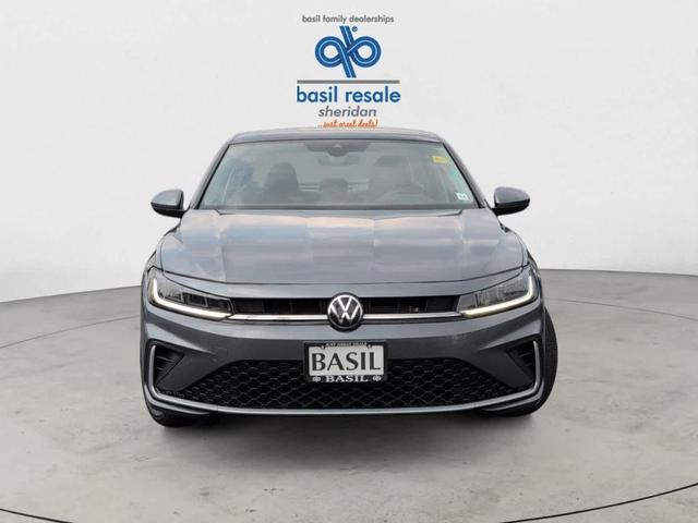 Photo of 2025 Platinum Gray Metallic Volkswagen Jetta