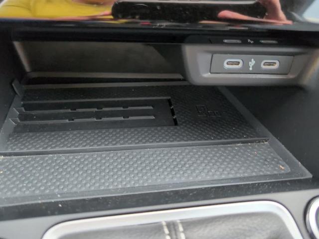 Photo of 2025 Platinum Gray Metallic Volkswagen Jetta