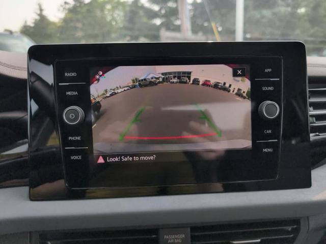 Photo of 2025 Platinum Gray Metallic Volkswagen Jetta