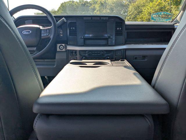 Photo of 2023 OXFORD WHITE Ford F-350