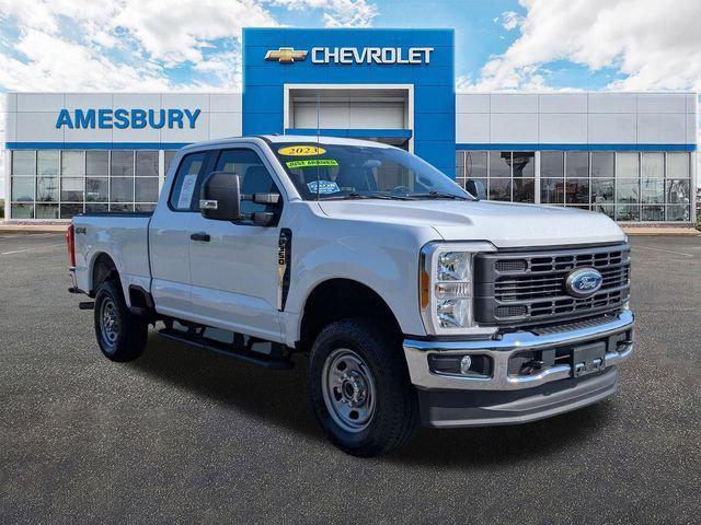 Photo of 2023 OXFORD WHITE Ford F-350