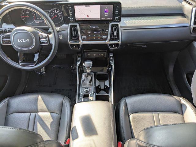 Photo of 2022 Everlasting Silver Kia Sorento