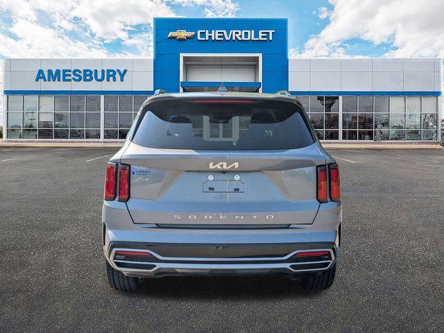 Photo of 2022 Everlasting Silver Kia Sorento