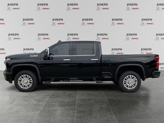 Photo of 2020 Black Chevrolet Silverado 2500