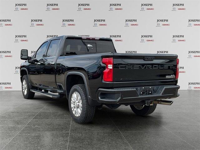 Photo of 2020 Black Chevrolet Silverado 2500