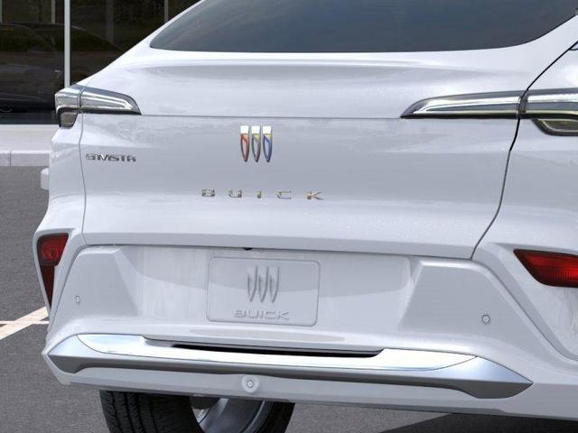 Photo of 2025 White Buick Envista