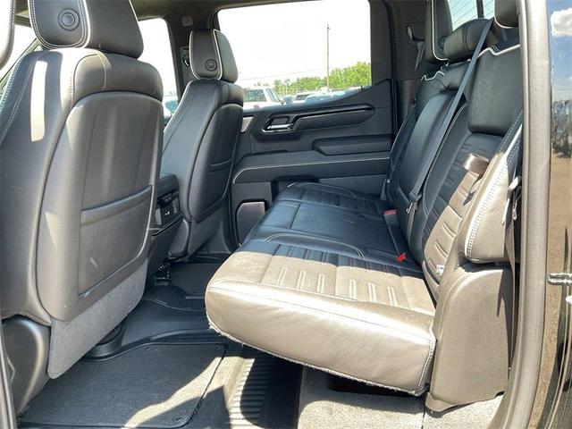 Photo of 2022 Black GMC Sierra 1500