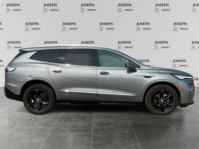 2023 Buick Enclave