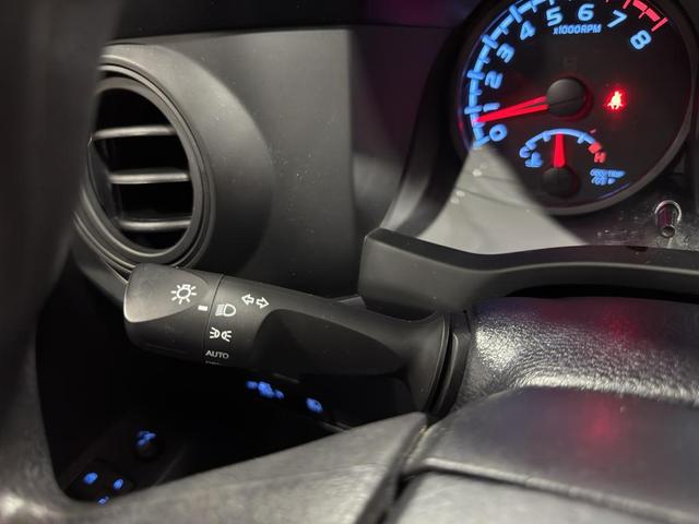 Photo of 2023 Ice Toyota Tacoma