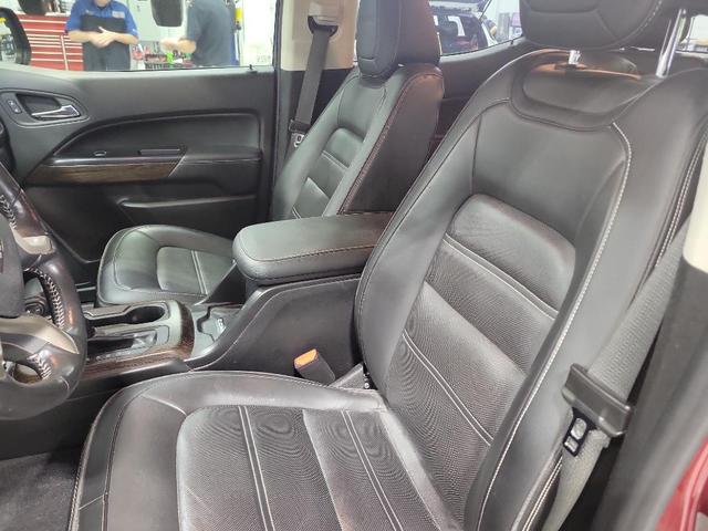 Photo of 2020 Red Quartz Tintcoat GMC Canyon
