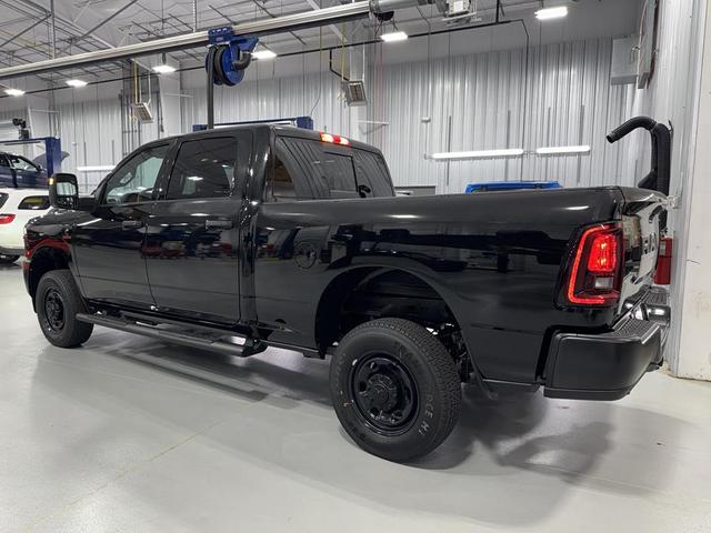 Photo of 2025 Diamond Black RAM 2500
