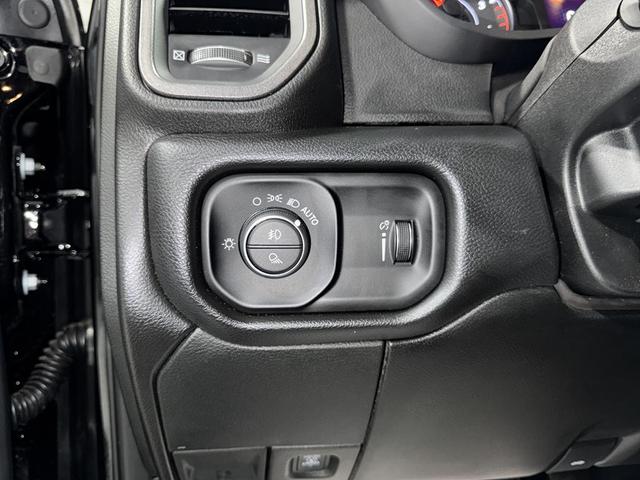 Photo of 2025 Diamond Black RAM 2500