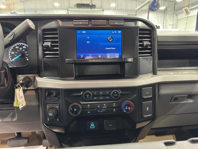 Photo of 2024 Carbonized Gray Metallic Ford F-350