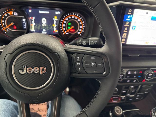 Photo of 2025 Black Clearcoat Jeep Wrangler