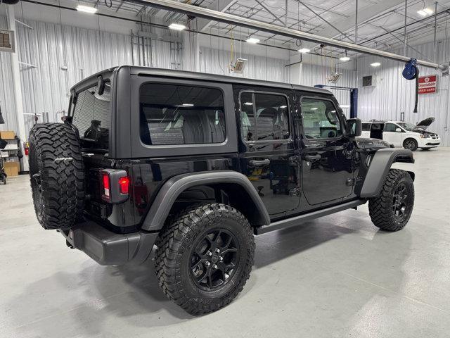 Photo of 2025 Black Clearcoat Jeep Wrangler