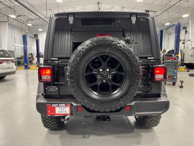 Photo of 2025 Black Clearcoat Jeep Wrangler