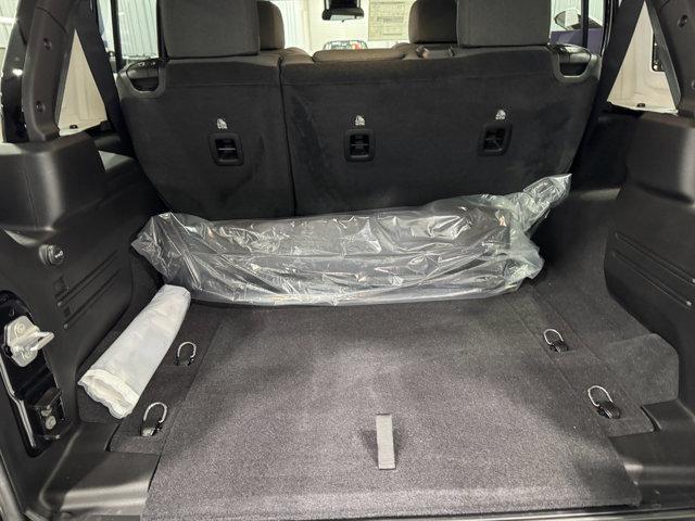Photo of 2025 Black Clearcoat Jeep Wrangler