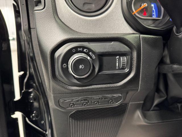 Photo of 2025 Black Clearcoat Jeep Wrangler