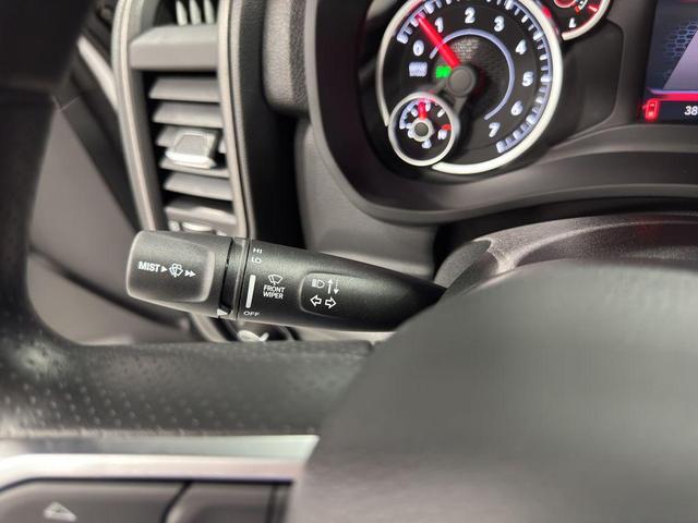 Photo of 2025 Bright White Clearcoat RAM 3500