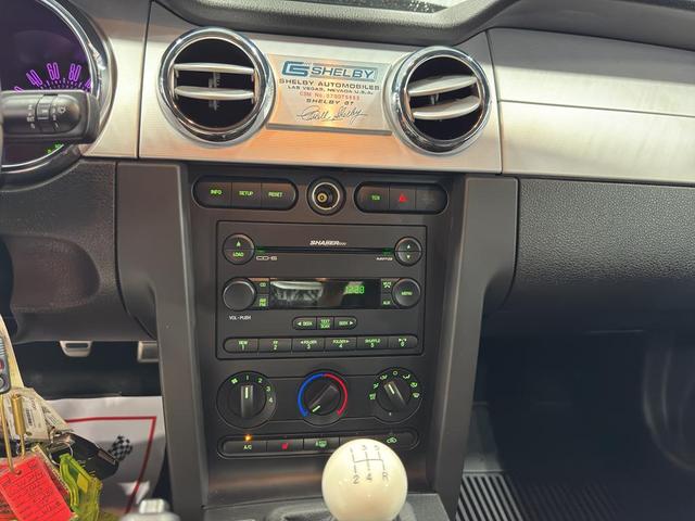 Photo of 2007 Black Ford Mustang