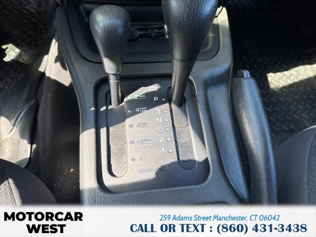Photo of 2004 Bright Silver Metallic Jeep Grand Cherokee