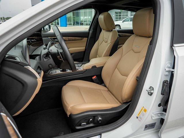 Photo of 2025 Summit White Cadillac CT5