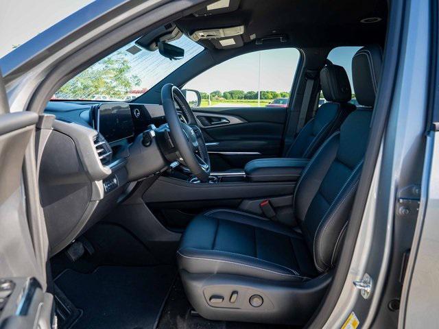 Photo of 2026 Sterling Gray Metallic Chevrolet Traverse