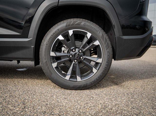 Photo of 2026 Mosaic Black Metallic Chevrolet Equinox