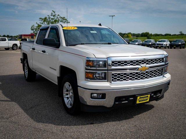 Photo of 2014 White Diamond Tricoat Chevrolet Silverado 1500